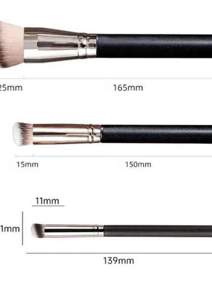 KissICON KissIcon Angled Foundation Concealer Brush - Seamless