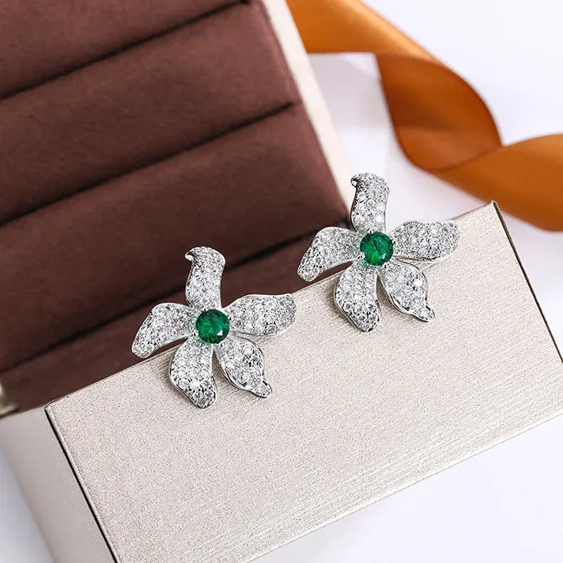 KissICON KissIcon Beautiful 925 Silver Earrings - Green Zircon Flower