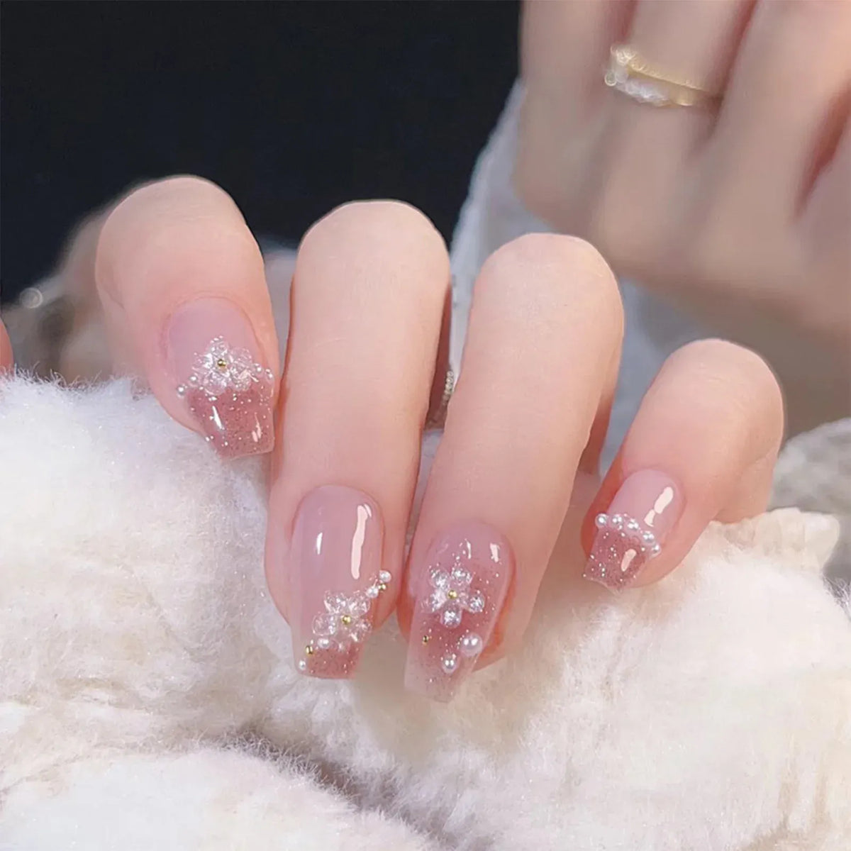KissICON KissIcon Blush Pink Nails Pearl 3D Tips -