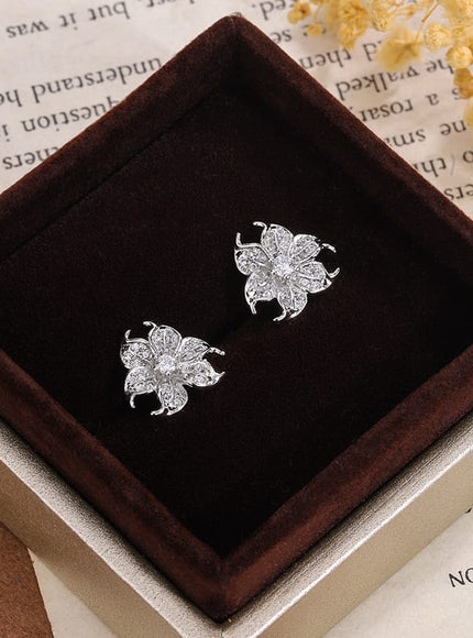 KissICON KissIcon Charming Flower Earrings - Sparkling CZ Shine