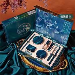 KissICON KissIcon Christmas Makeup Set Gift Box - All