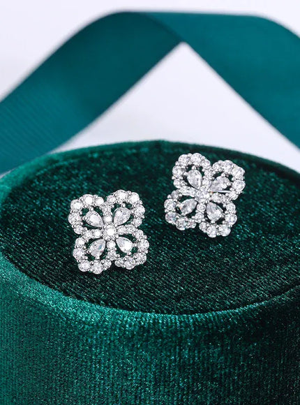 KissICON KissIcon Classic Clover Stud Earrings - Oval Zircon