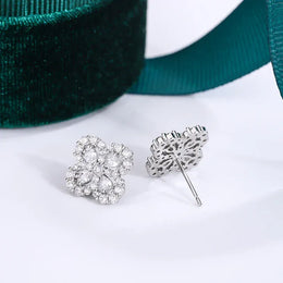 KissICON KissIcon Classic Clover Stud Earrings - Oval Zircon