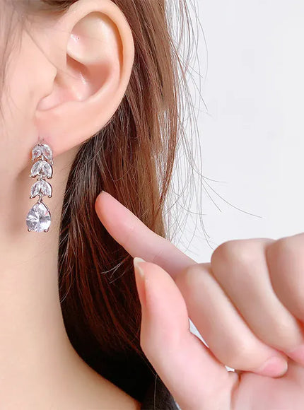 KissICON KissIcon Delicate AAA Zircon Earrings Sterling Silver