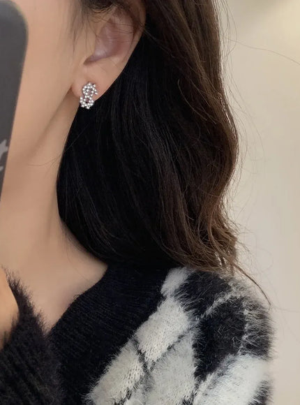 KissICON Kissicon Dollar Symbol Crystal Stud Earring – Sparkle