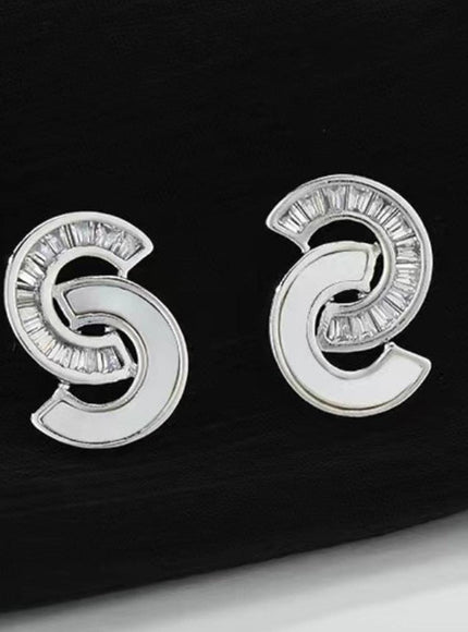 jkthpu-45 KissIcon Elegant Double C Zirconia Earrings - Pearl Glow