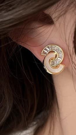 jkthpu-45 KissIcon Elegant Double C Zirconia Earrings - Pearl Glow