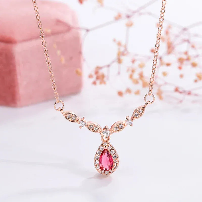 KissICON KissIcon Exquisite Womens Smile Necklace 18K Gold Red Zircon