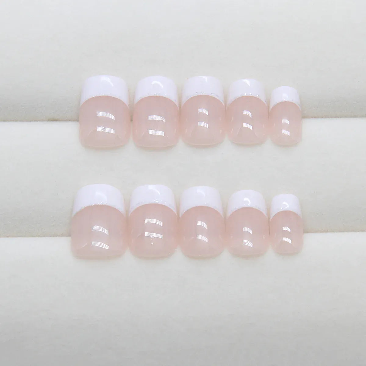 KissICON KissIcon French Press On Nails 24Pcs Self Adhering