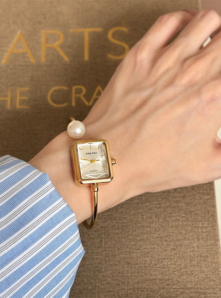 KissICON KissIcon Gold Square Pearl Watch - Light Luxury