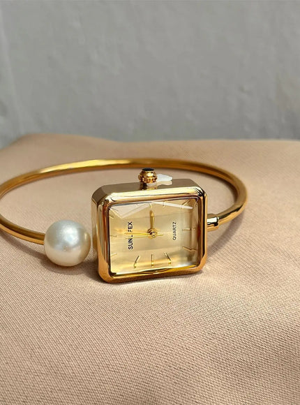 KissICON KissIcon Gold Square Pearl Watch - Light Luxury