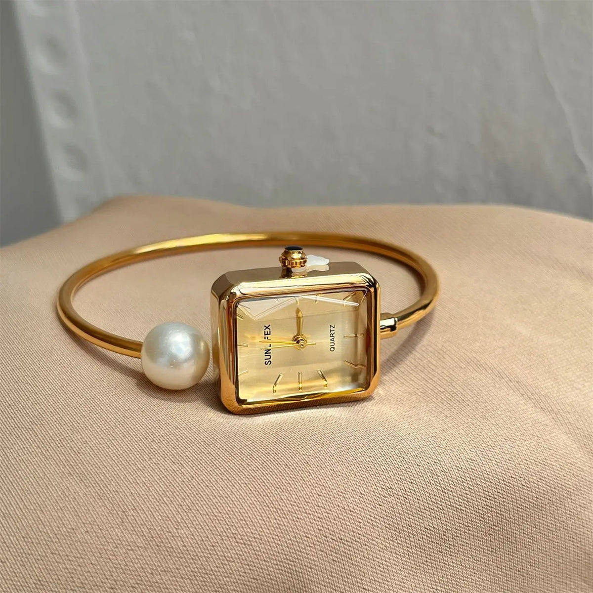 KissICON KissIcon Gold Square Pearl Watch - Light Luxury