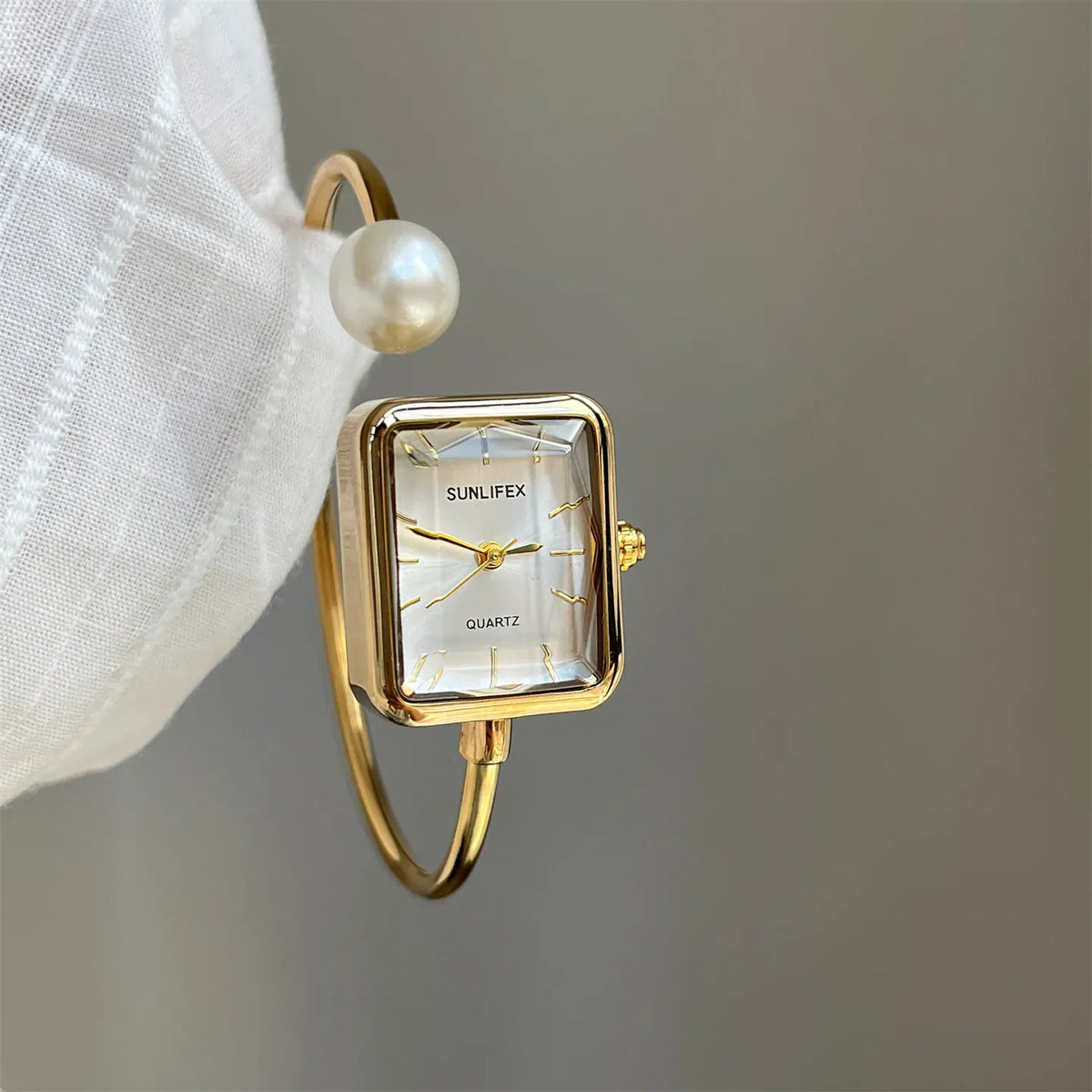 KissICON KissIcon Gold Square Pearl Watch - Light Luxury