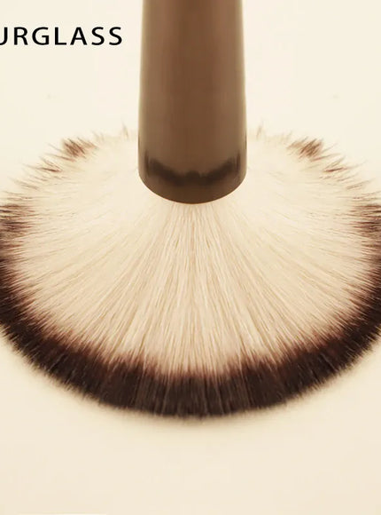 KissICON KissIcon Hourglass Retractable Makeup Brush - All In