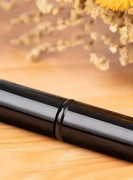 KissICON KissIcon Kabuki Retractable Brush for Powder - Travel