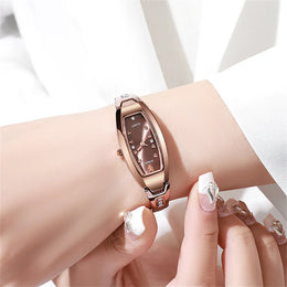 KissICON KissIcon Korean Edition Bracelet Quartz Wristwatch - Casual