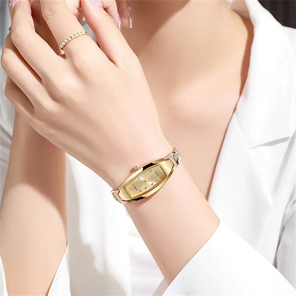 KissICON KissIcon Korean Edition Bracelet Quartz Wristwatch - Casual