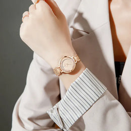 KissICON KissIcon Ladies Watch - Flowing Sand Diamond Strap