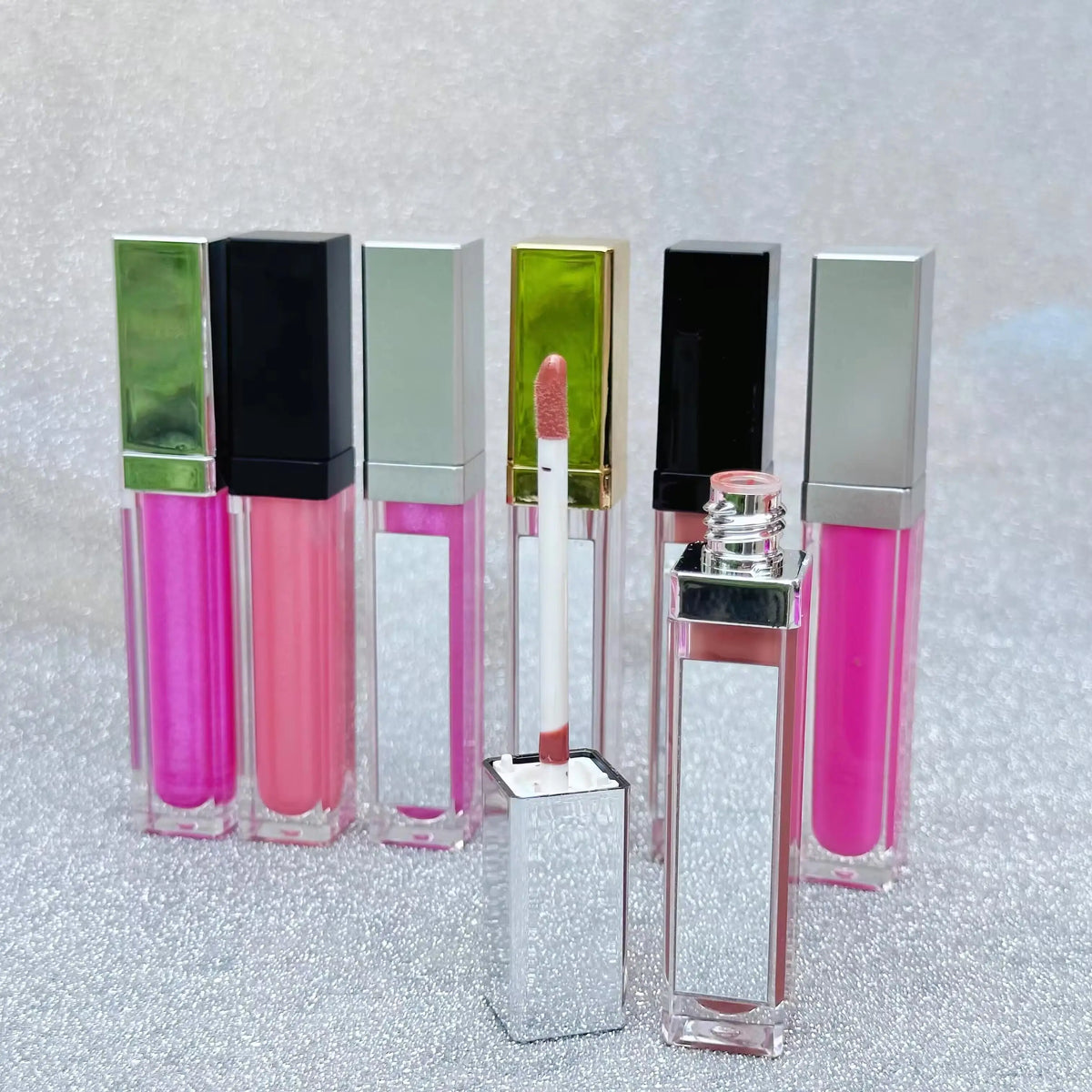 KissICON KissIcon Led Light Lip Gloss With Mirror -