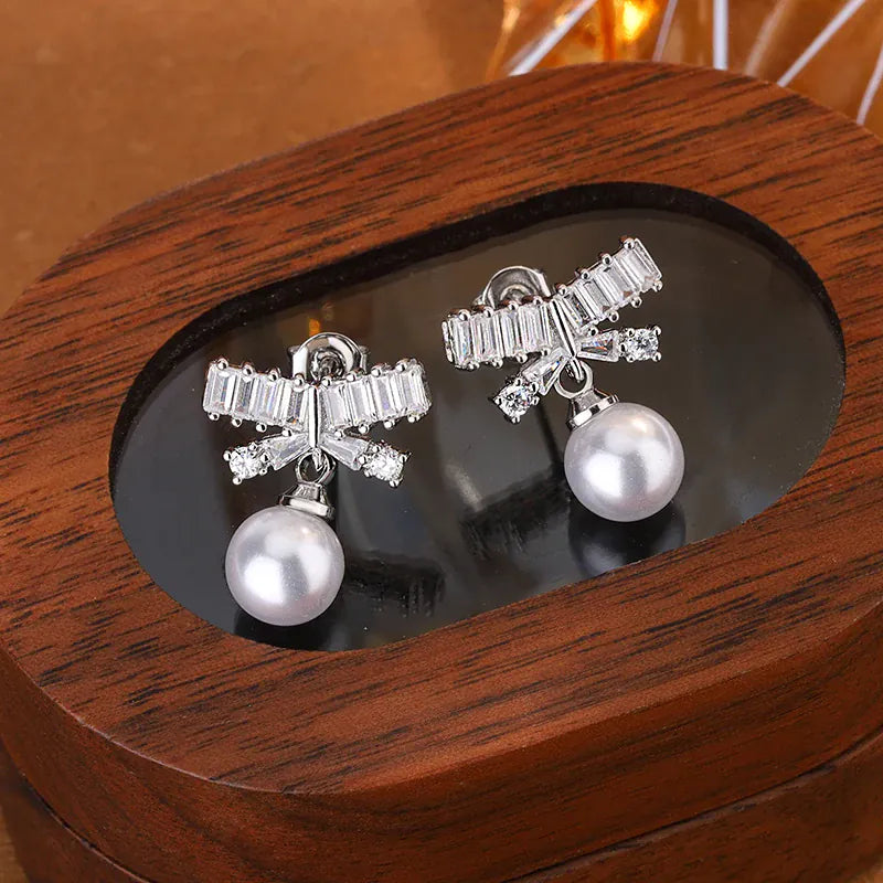 KissICON KissIcon Lovely Bow Shaped Stud Earrings - Zircon Sparkle