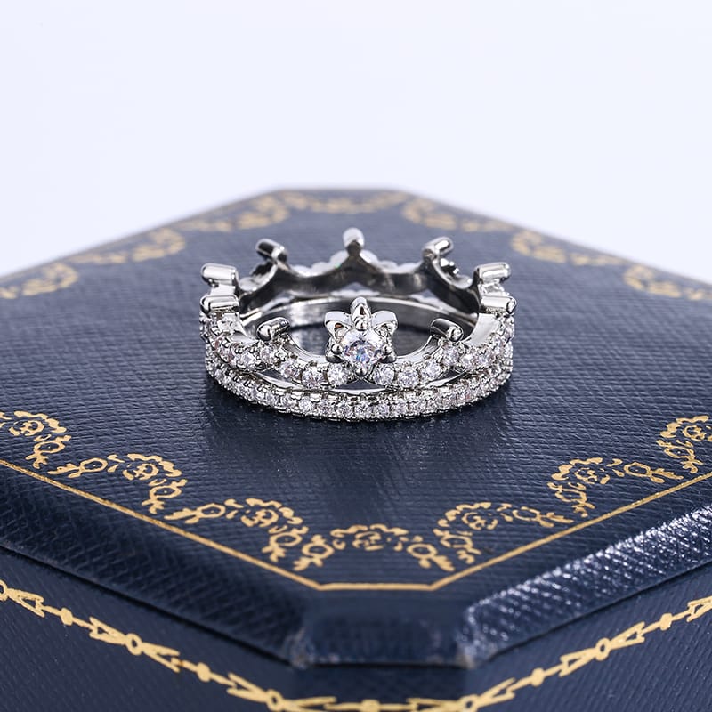 KissICON KissIcon Luxury Crown Ring Pair - Sparkling CZ Jewelry