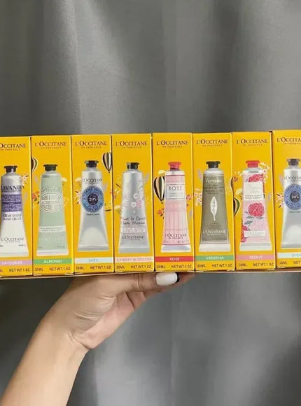 KissICON KissIcon Moisturizing Hand Cream Gift Box Set Whitening