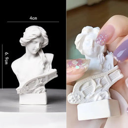 KissICON KissIcon Nail Art Mini Statue - Photo Props
