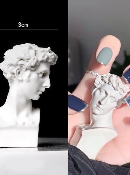 KissICON KissIcon Nail Art Mini Statue - Photo Props