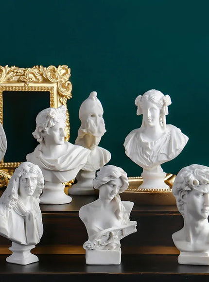 KissICON KissIcon Nail Art Mini Statue - Photo Props