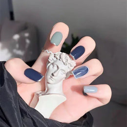 KissICON KissIcon Nail Art Mini Statue - Photo Props