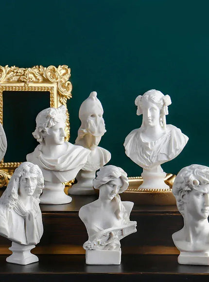 KissICON KissIcon Nail Art Mini Statue - Photo Props