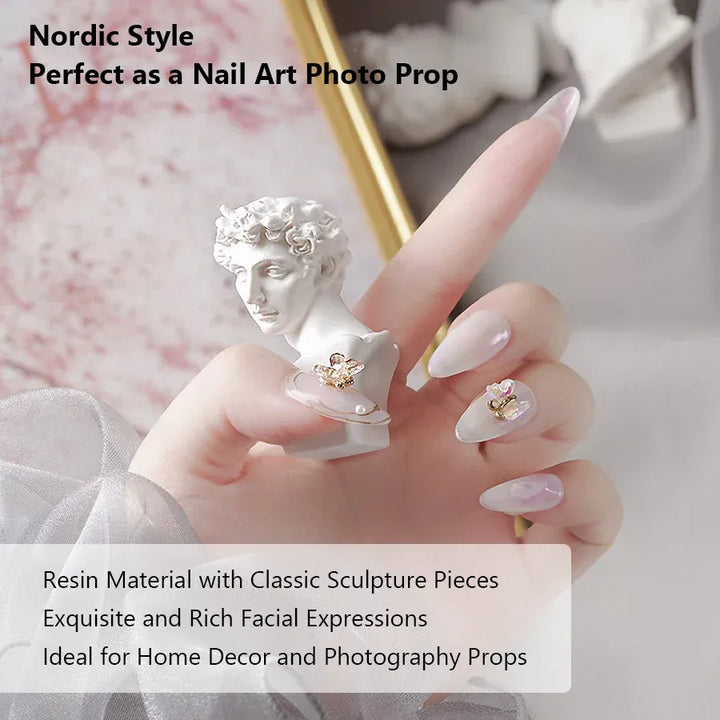 KissIcon Nail Art Mini Statue - Photo Props