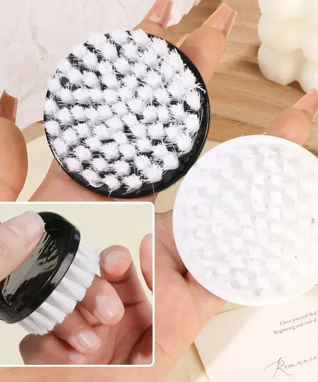 KissICON KissIcon Nail Brush For Deep Clean - Professional