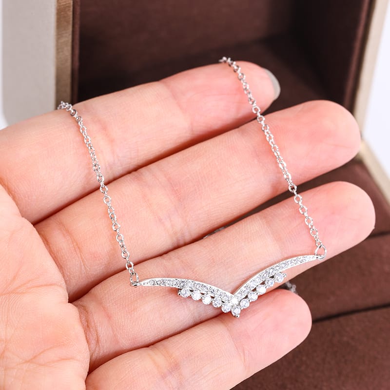 KissICON KissIcon New Style V Pendant Necklace - Sparkling Zircon