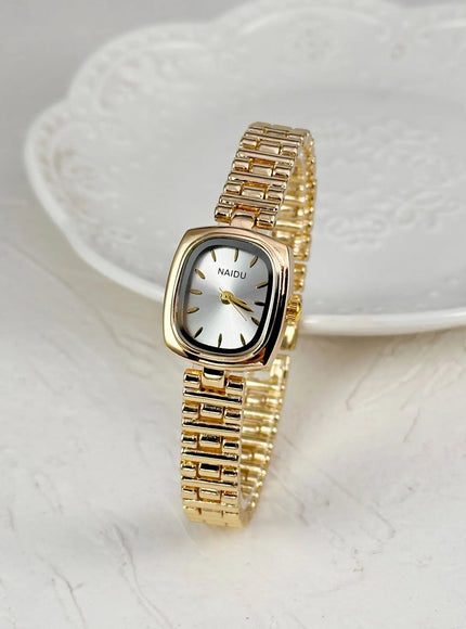 KissICON KissIcon New Women Watch Light Luxury Retro Style