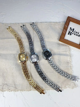 KissICON KissIcon New Women Watch Light Luxury Retro Style