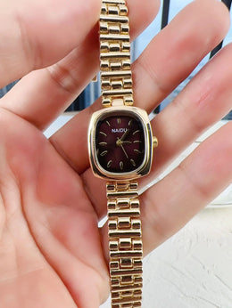 KissICON KissIcon New Women Watch Light Luxury Retro Style