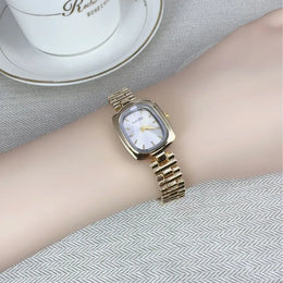 KissICON KissIcon New Women Watch Light Luxury Retro Style