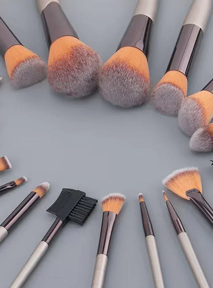 KissICON KissICON Pink Makeup Brush Set – 20 or 40 Piece Soft Wool Fibre