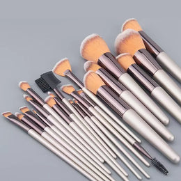 KissICON KissICON Pink Makeup Brush Set – 20 or 40 Piece Soft Wool Fibre