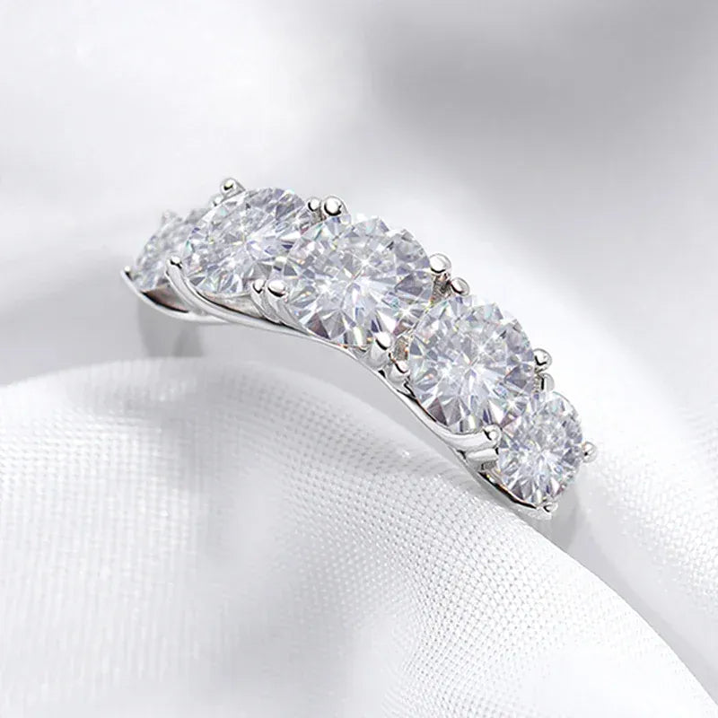 Dropshipman KissIcon Smyoue Moissanite Five Stone Ring - Sparkling Band