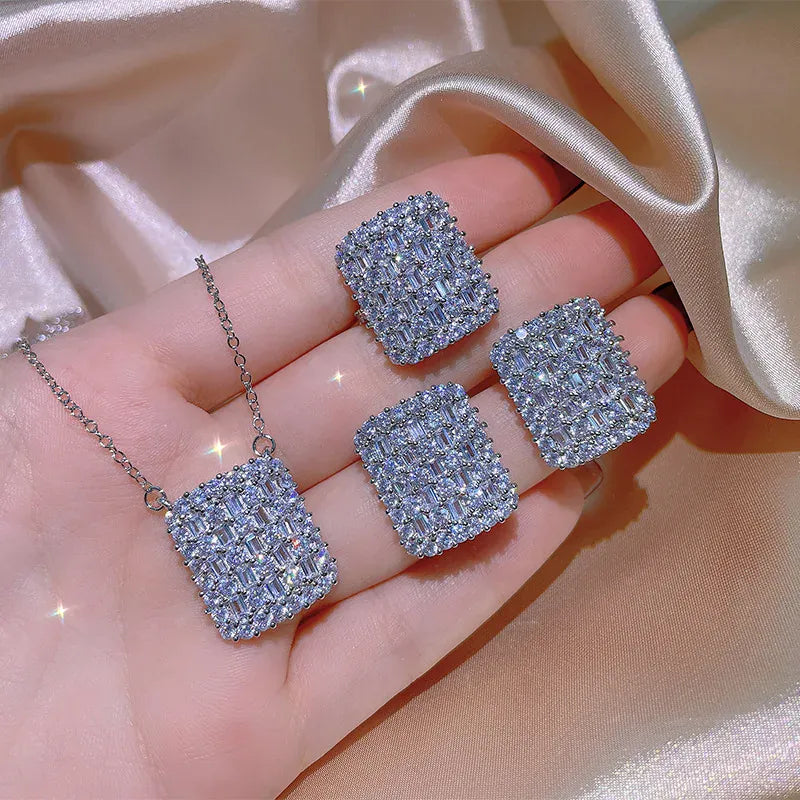 KissICON KissIcon Trend Geometric Cubic Zirconia Necklace Sparkle