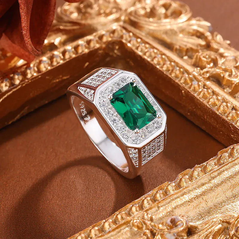 KissICON KissIcon Unisex Classic Green CZ Ring - Perfect Gift