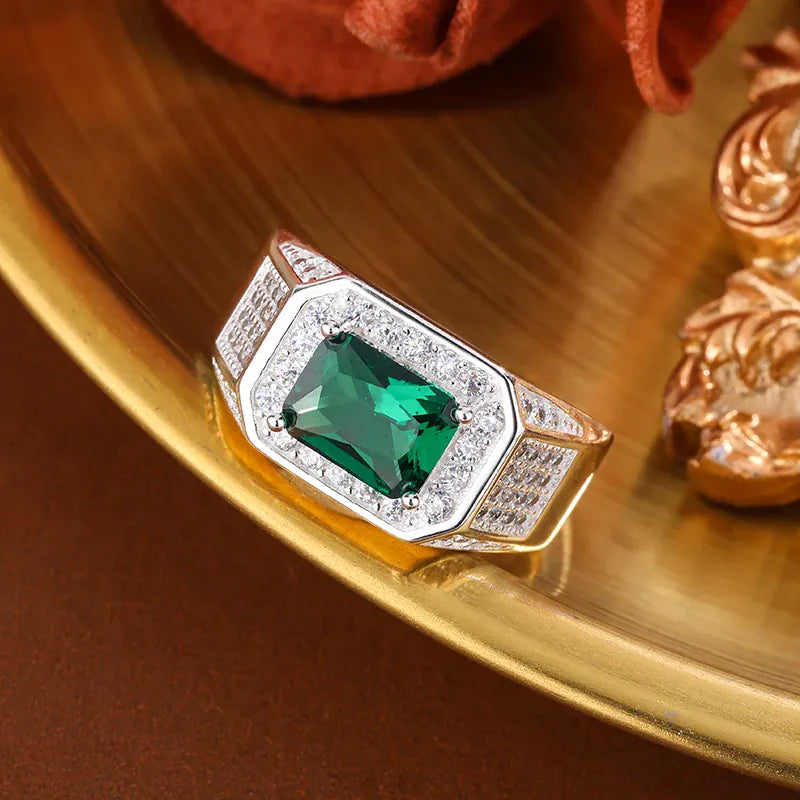 KissICON KissIcon Unisex Classic Green CZ Ring - Perfect Gift