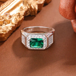 KissICON KissIcon Unisex Classic Green CZ Ring - Perfect Gift