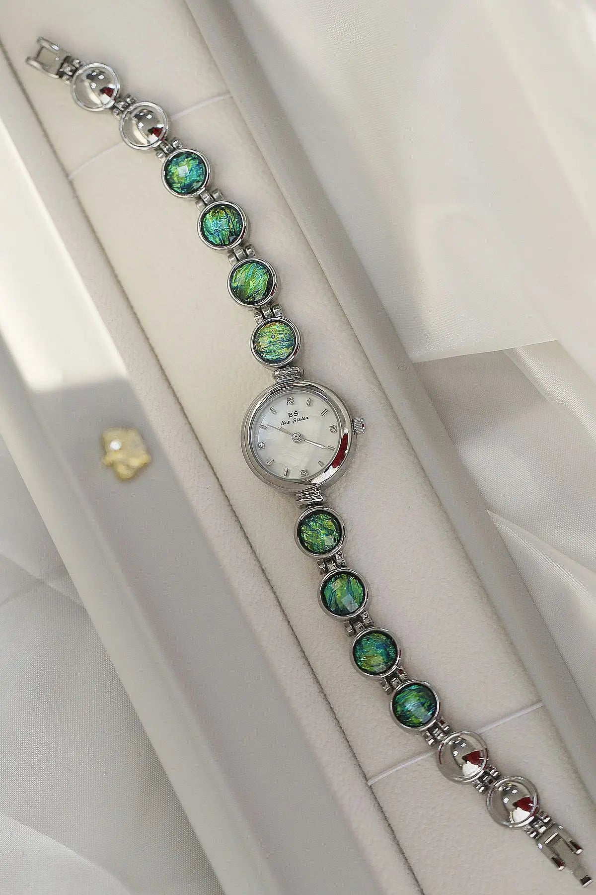KissICON KissIcon UTHAI V65 Malachite Phantom Watch - Waterproof