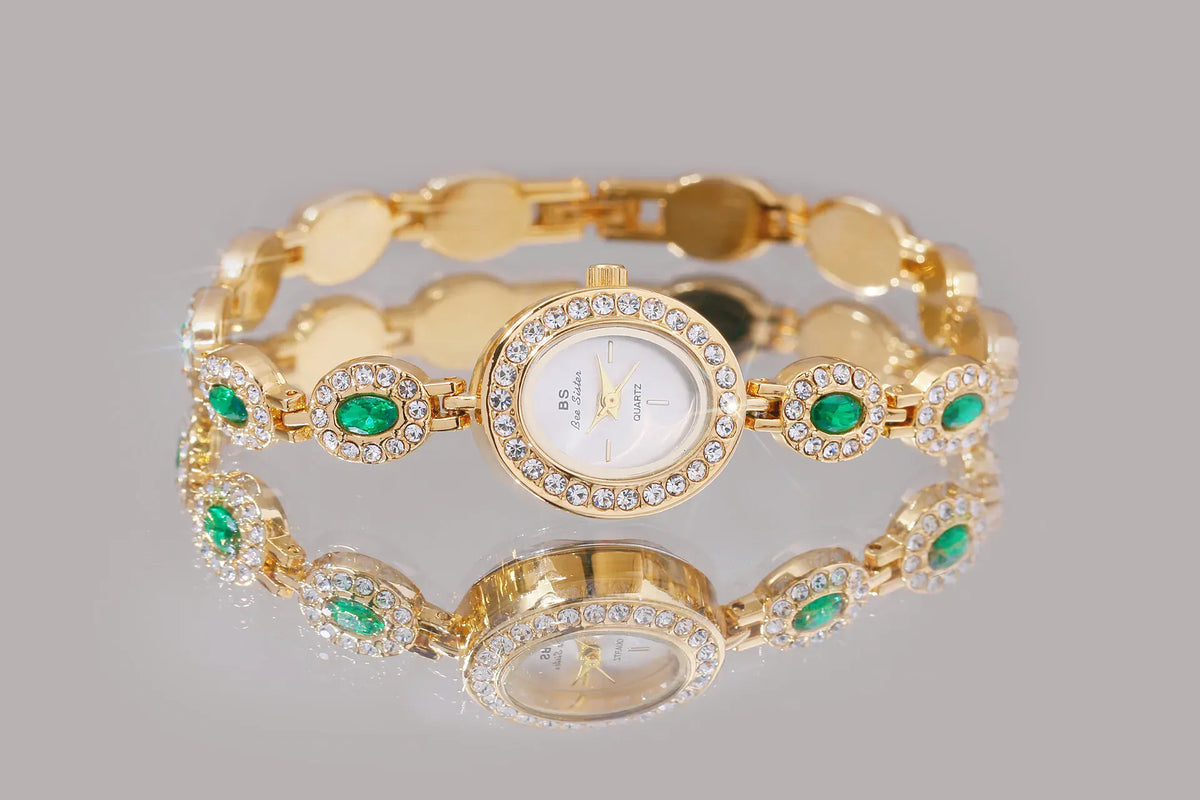 KissICON KissIcon UTHAI Women Chain Watch Light Luxury -