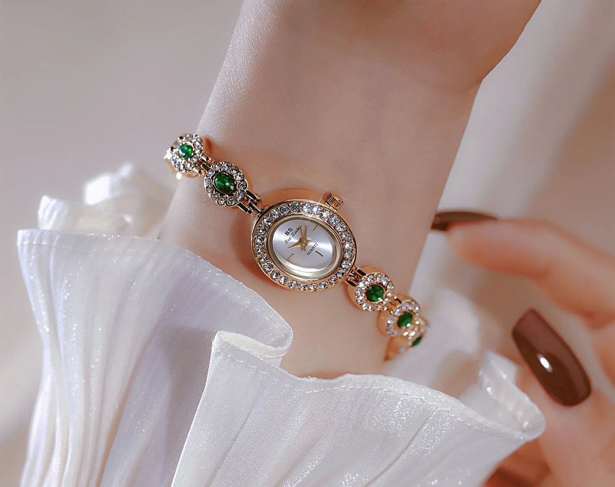 KissICON KissIcon UTHAI Women Chain Watch Light Luxury -