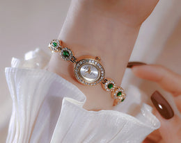 KissICON KissIcon UTHAI Women Chain Watch Light Luxury -