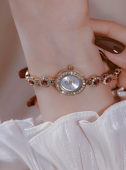 KissICON KissIcon UTHAI Women Chain Watch Light Luxury -